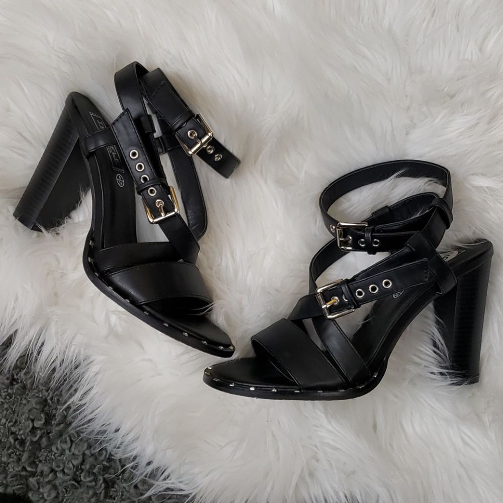 {Truffle Collection} EUC Black Silver Heels